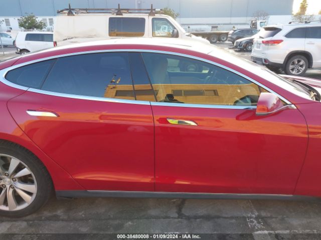 Автомобіль TESLA MODEL S 2015 | GrandCar Автомобіль TESLA MODEL S 2015 | GrandCar