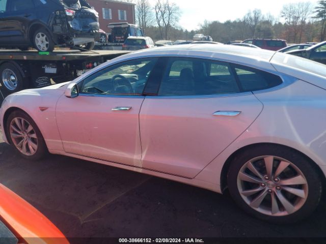 Автомобіль TESLA MODEL S 2016 | GrandCar Автомобіль TESLA MODEL S 2016 | GrandCar