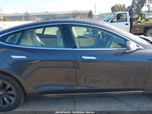 Автомобіль TESLA MODEL S 2018 | GrandCar Автомобіль TESLA MODEL S 2018 | GrandCar