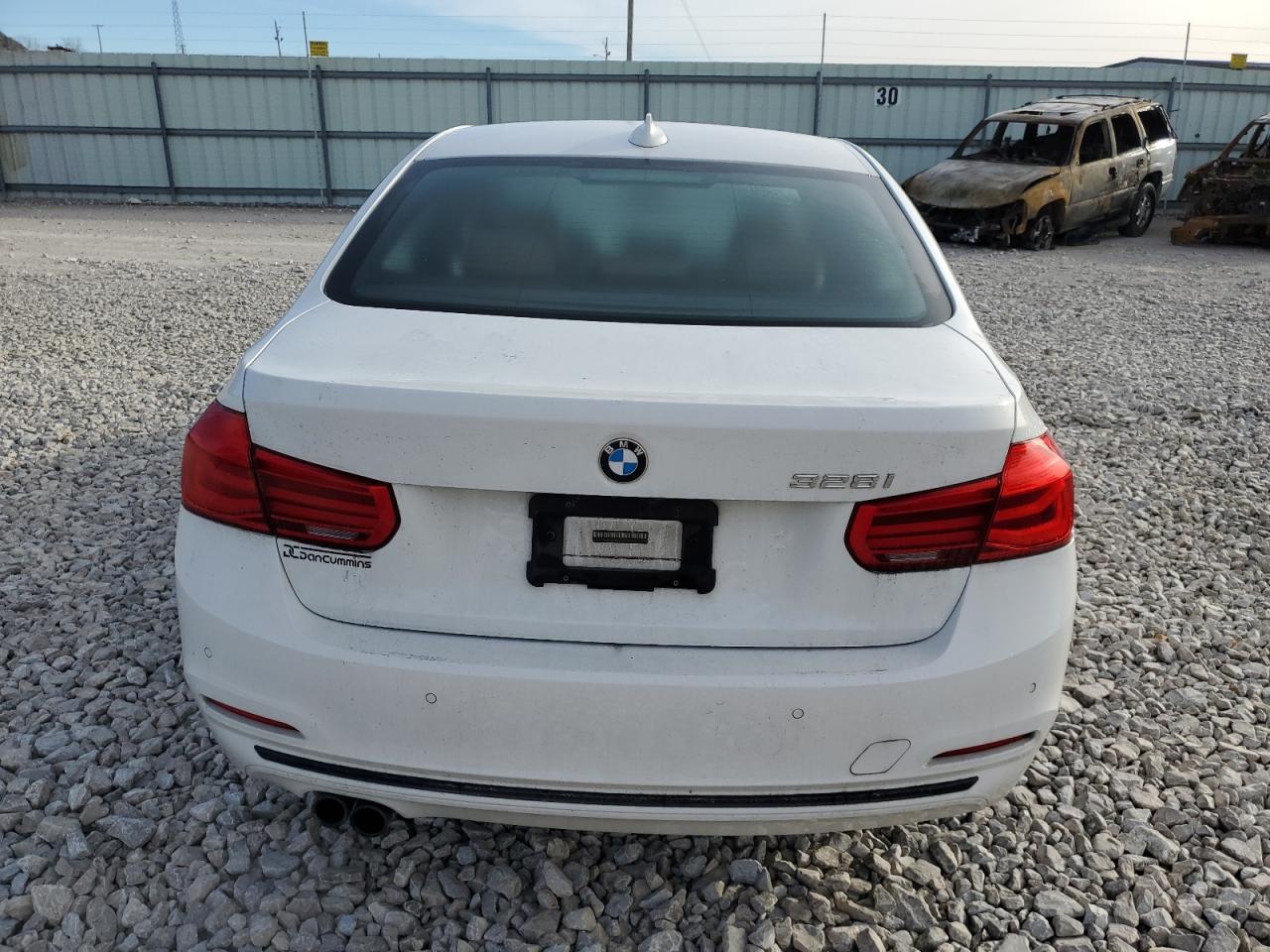Автомобіль BMW 328 I SULEV 2016 | GrandCar Автомобіль BMW 328 I SULEV 2016 | GrandCar