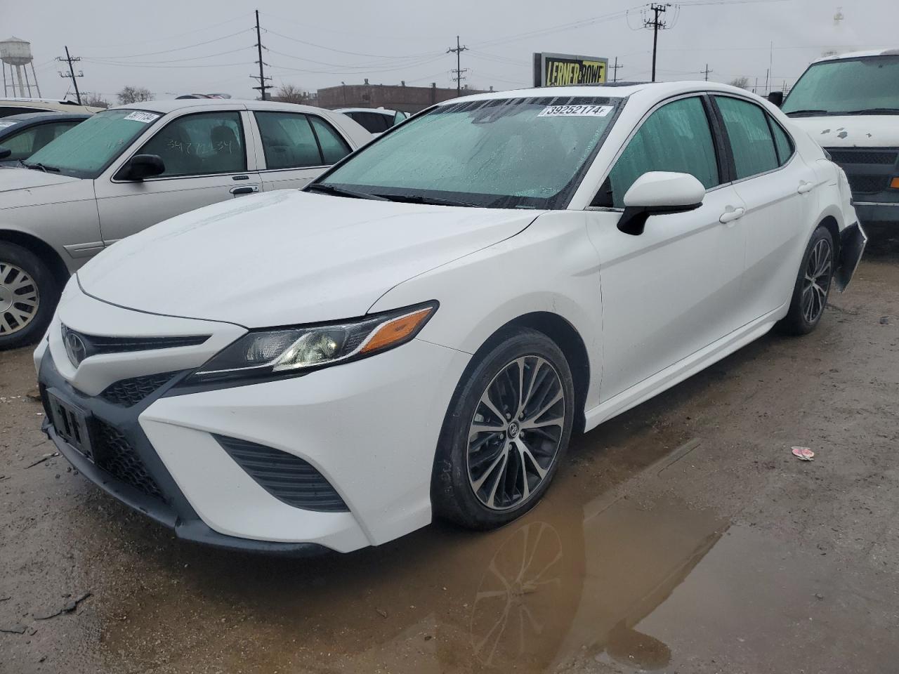 Автомобиль TOYOTA CAMRY SE 2018 | GrandCar