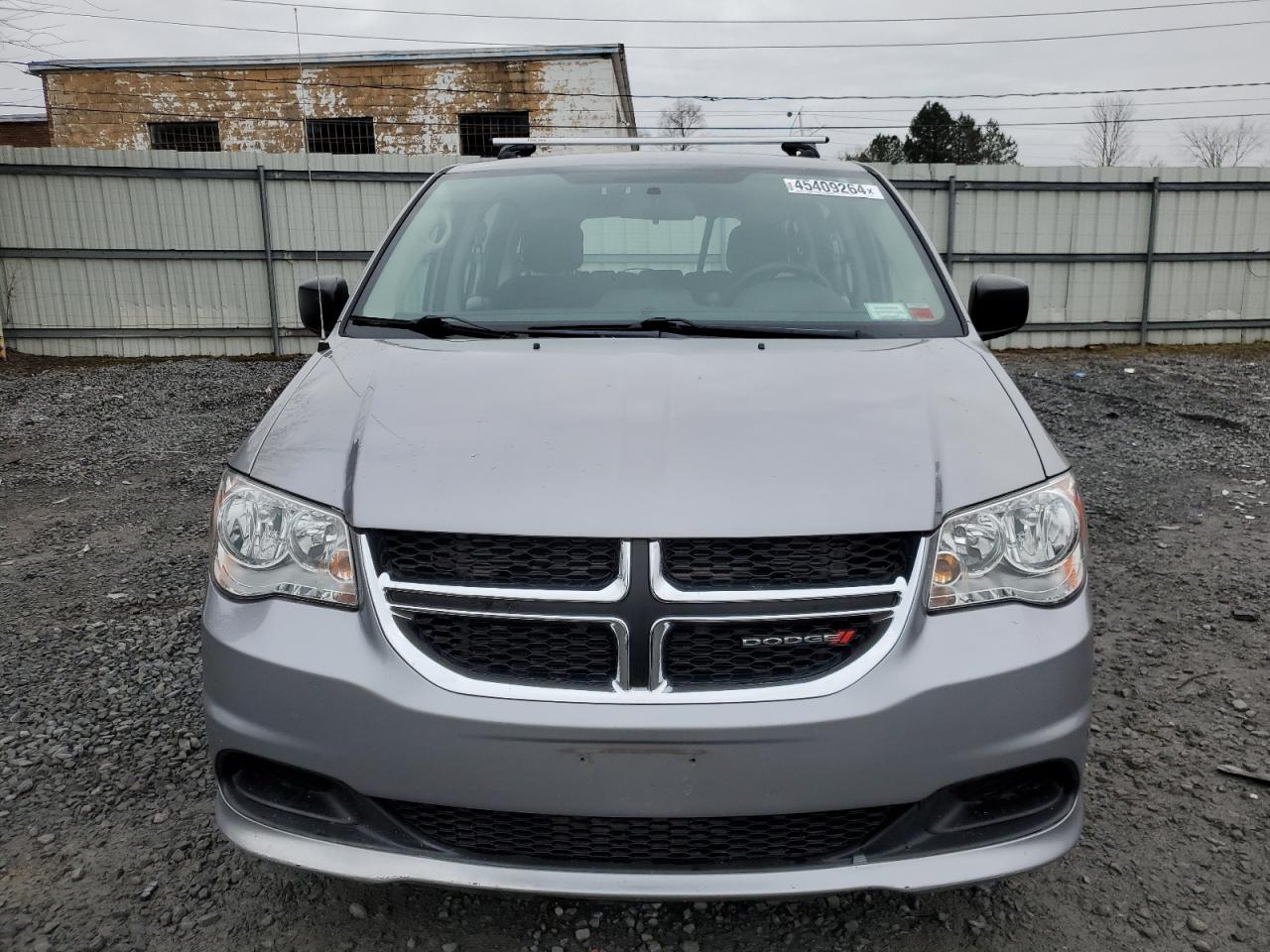 Автомобиль DODGE GRAND CARAVAN SE 2016 | GrandCar Автомобиль DODGE GRAND CARAVAN SE 2016 | GrandCar