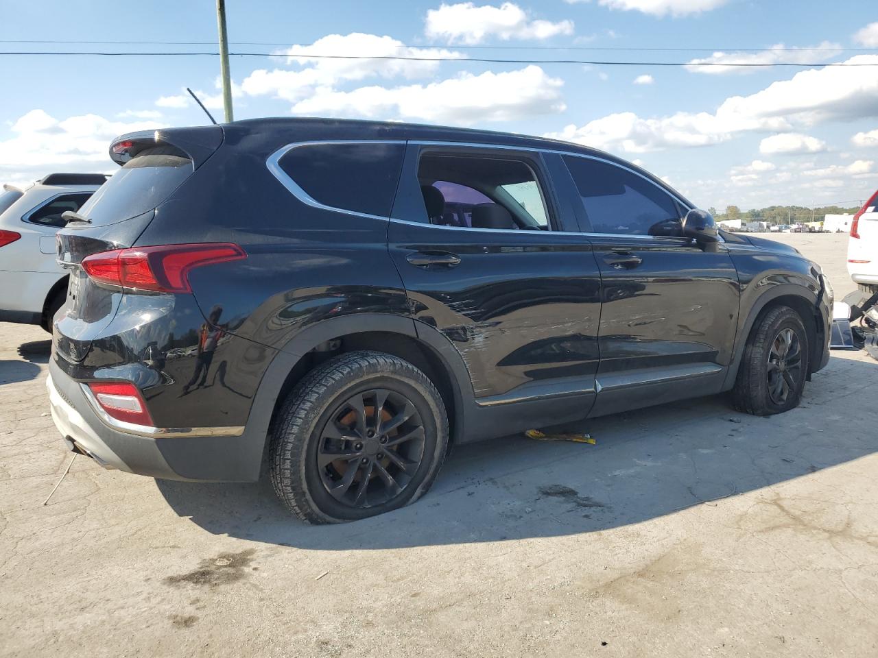 Автомобиль HYUNDAI SANTA FE SE 2019 | GrandCar Автомобиль HYUNDAI SANTA FE SE 2019 | GrandCar