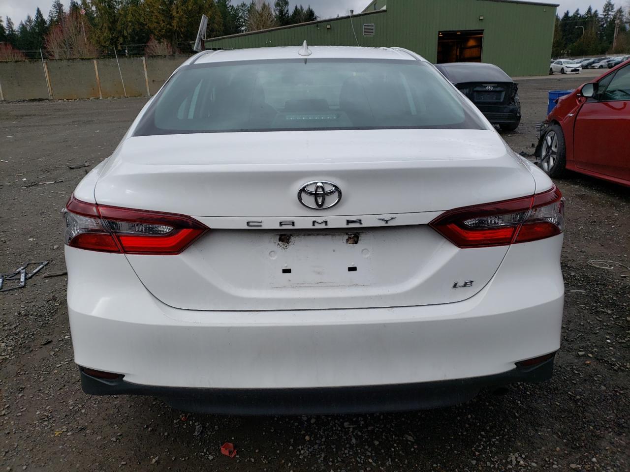 Автомобиль TOYOTA CAMRY LE 2021 | GrandCar Автомобиль TOYOTA CAMRY LE 2021 | GrandCar