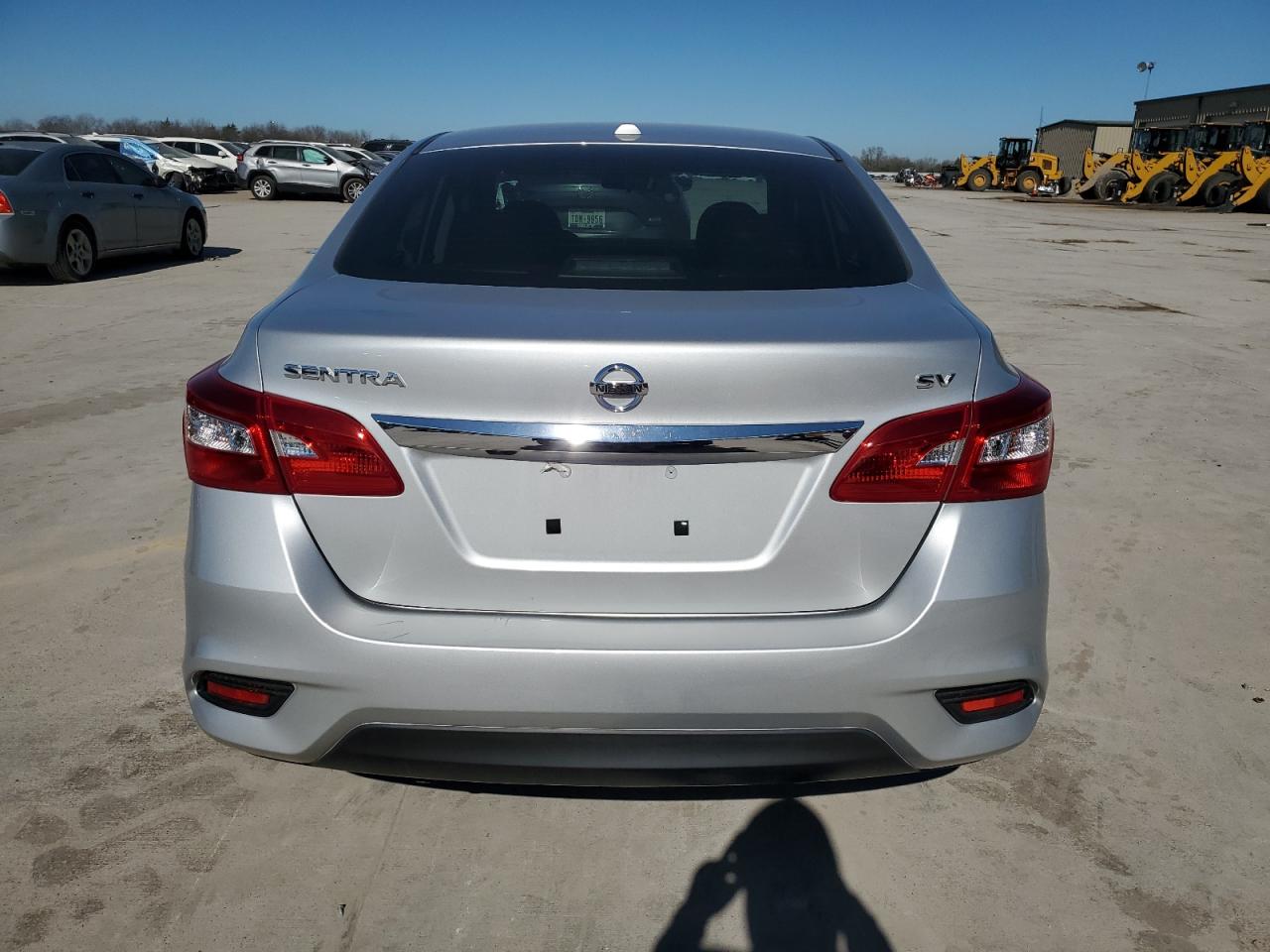 Автомобиль NISSAN SENTRA SV 2019 | GrandCar Автомобиль NISSAN SENTRA SV 2019 | GrandCar