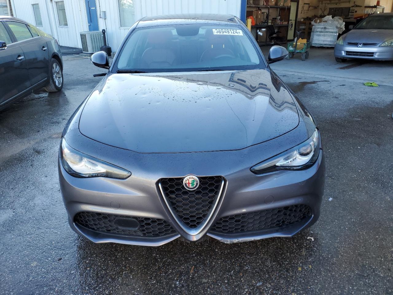 Автомобиль ALFA ROMEO GIULIA 2018 | GrandCar Автомобиль ALFA ROMEO GIULIA 2018 | GrandCar