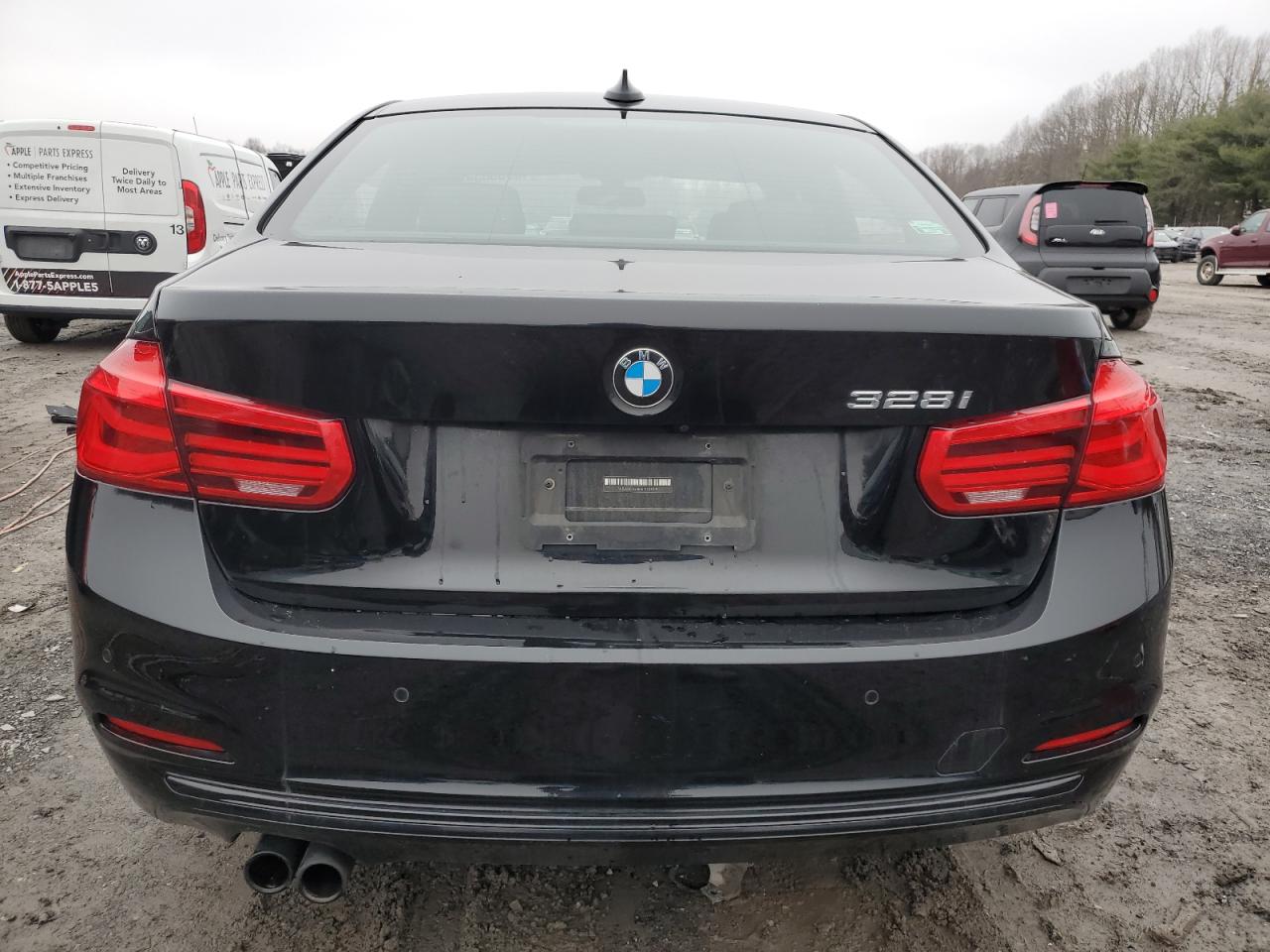 Автомобіль BMW 328 I SULEV 2016 | GrandCar Автомобіль BMW 328 I SULEV 2016 | GrandCar