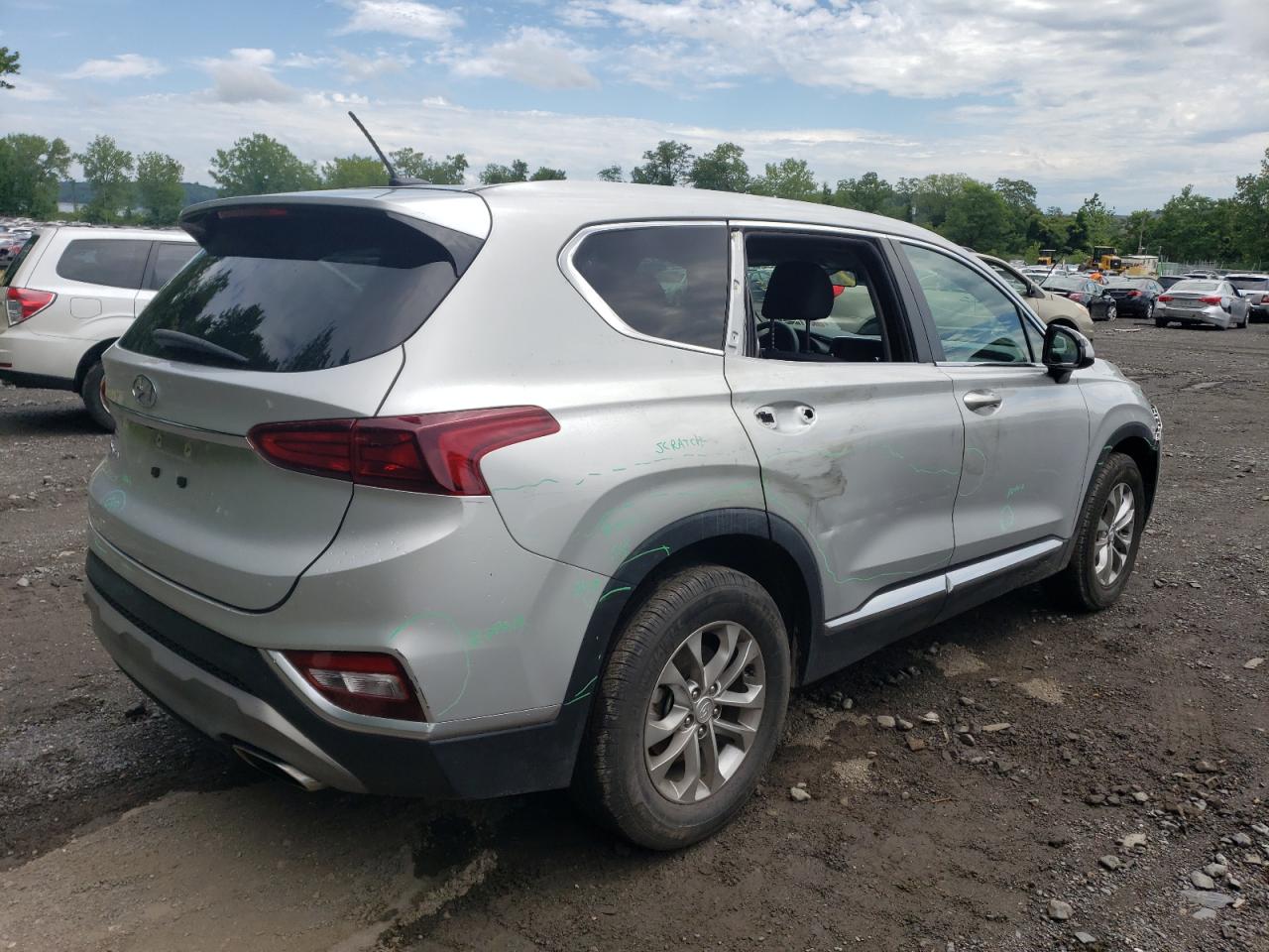 Автомобиль HYUNDAI SANTA FE SE 2019 | GrandCar Автомобиль HYUNDAI SANTA FE SE 2019 | GrandCar