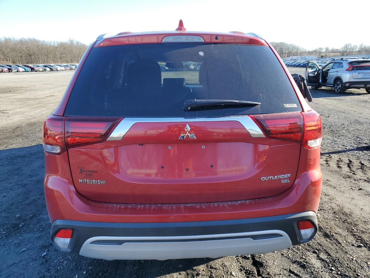 Автомобіль MITSUBISHI OUTLANDER SE 2019 | GrandCar Автомобіль MITSUBISHI OUTLANDER SE 2019 | GrandCar