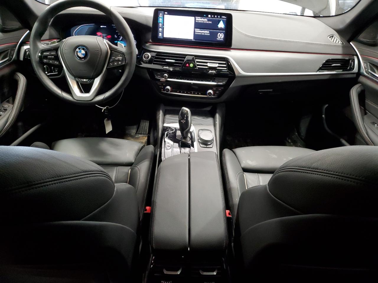 Автомобиль BMW 530XE 2023 | GrandCar Автомобиль BMW 530XE 2023 | GrandCar