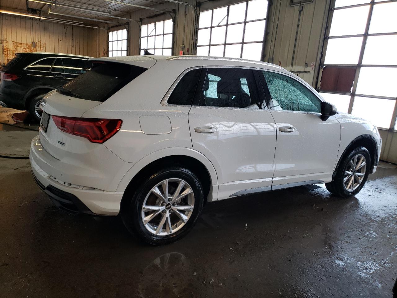 Автомобіль AUDI Q3 PREMIUM PLUS S LINE 45 2021 | GrandCar Автомобіль AUDI Q3 PREMIUM PLUS S LINE 45 2021 | GrandCar