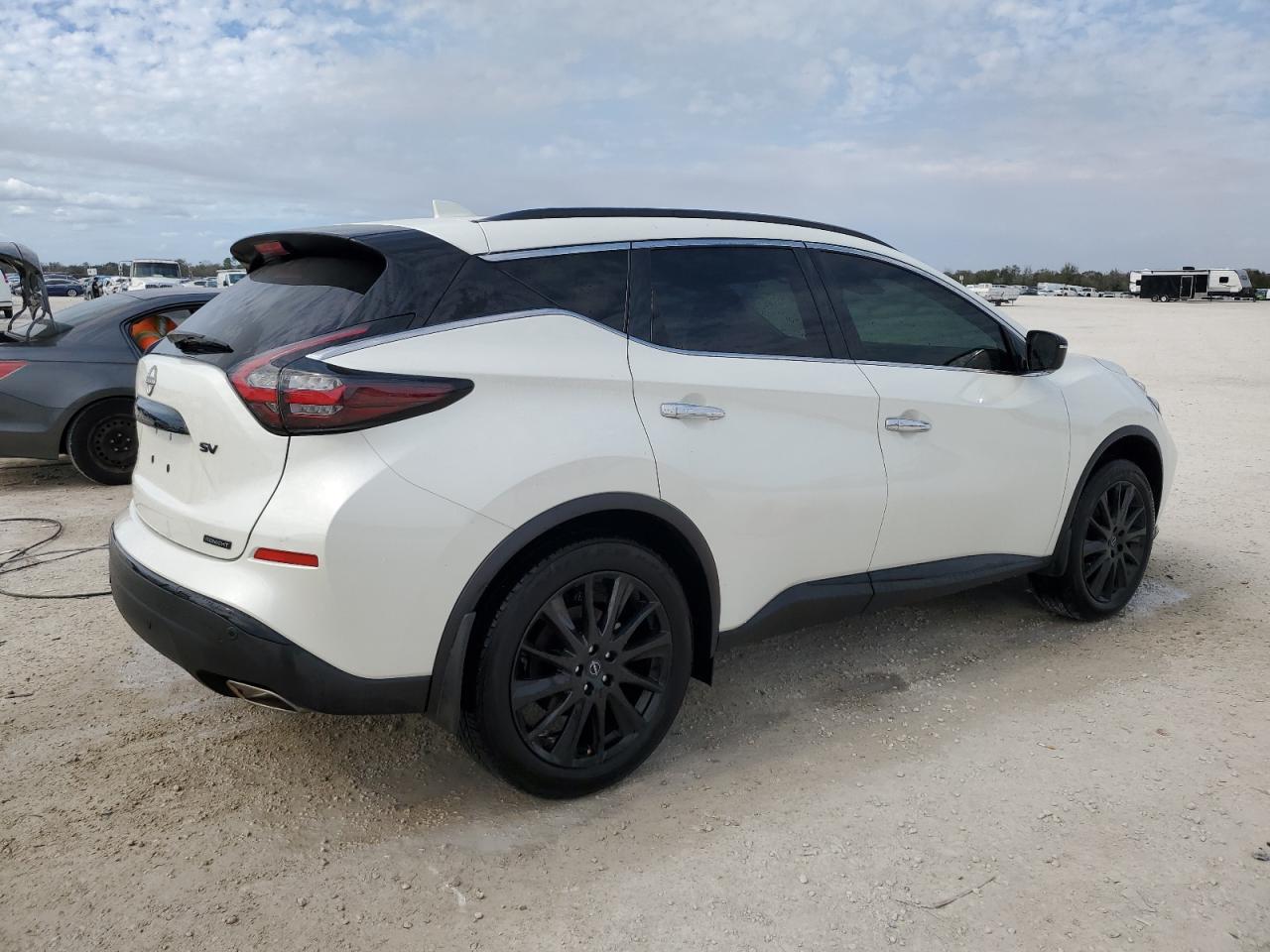 Автомобіль NISSAN MURANO SV 2023 | GrandCar Автомобіль NISSAN MURANO SV 2023 | GrandCar