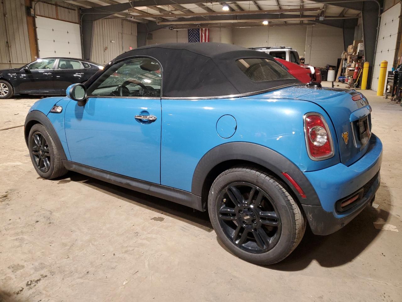 Автомобиль MINI COOPER ROADSTER S 2013 | GrandCar Автомобиль MINI COOPER ROADSTER S 2013 | GrandCar