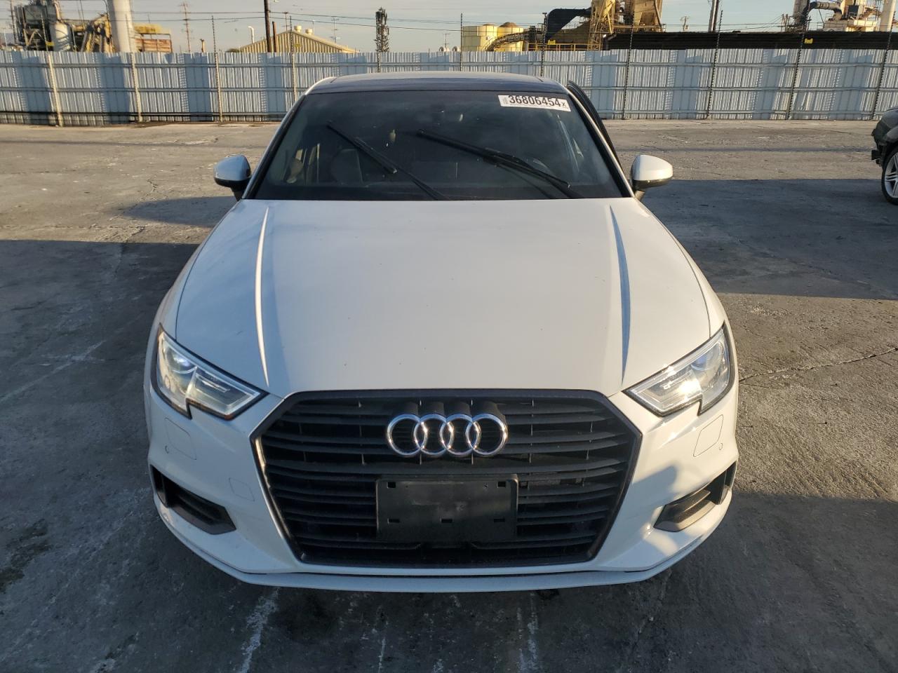 Автомобіль AUDI A3 PREMIUM 2020 | GrandCar Автомобіль AUDI A3 PREMIUM 2020 | GrandCar