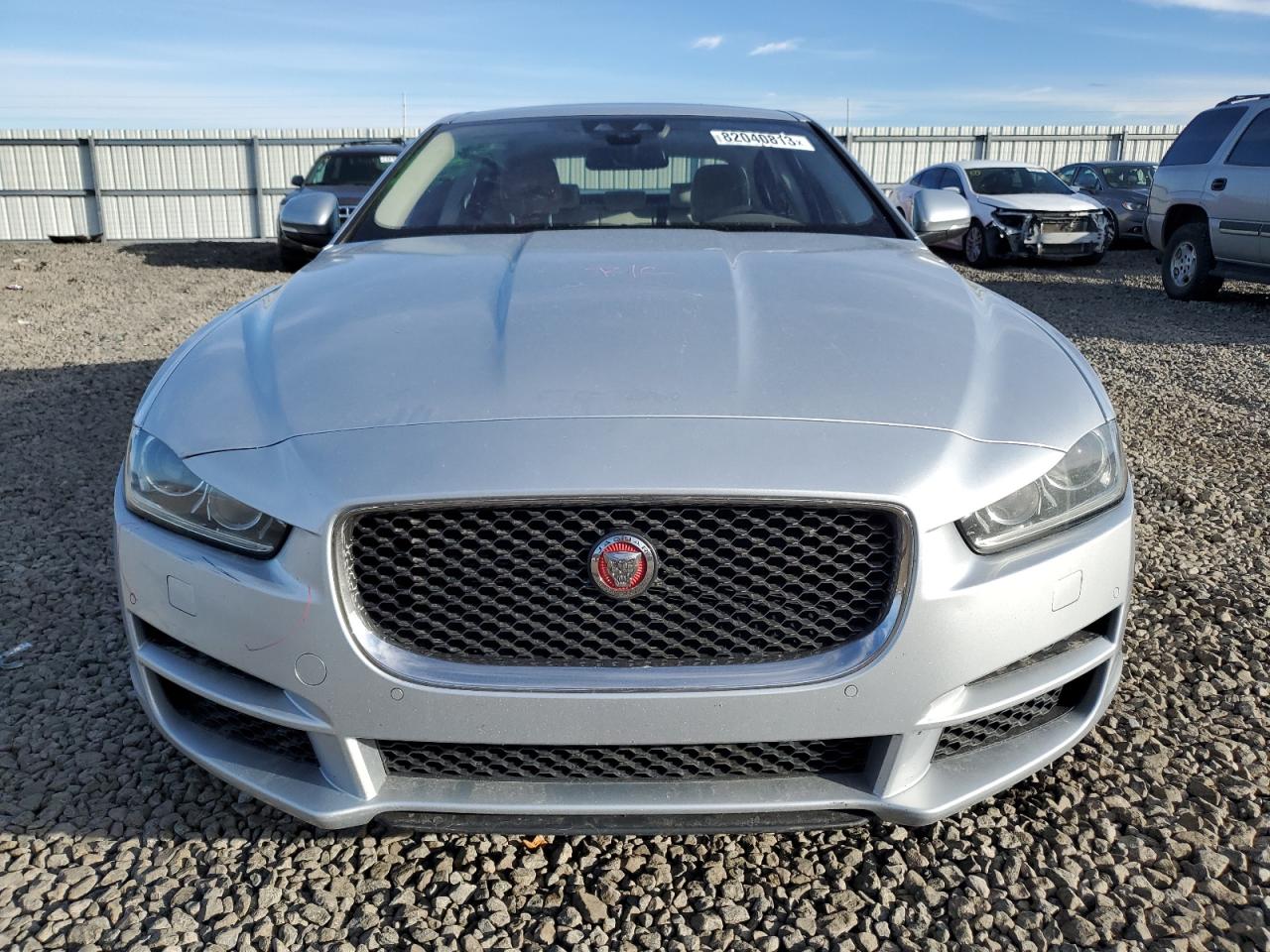 Автомобиль JAGUAR XE PRESTIGE 2017 | GrandCar Автомобиль JAGUAR XE PRESTIGE 2017 | GrandCar