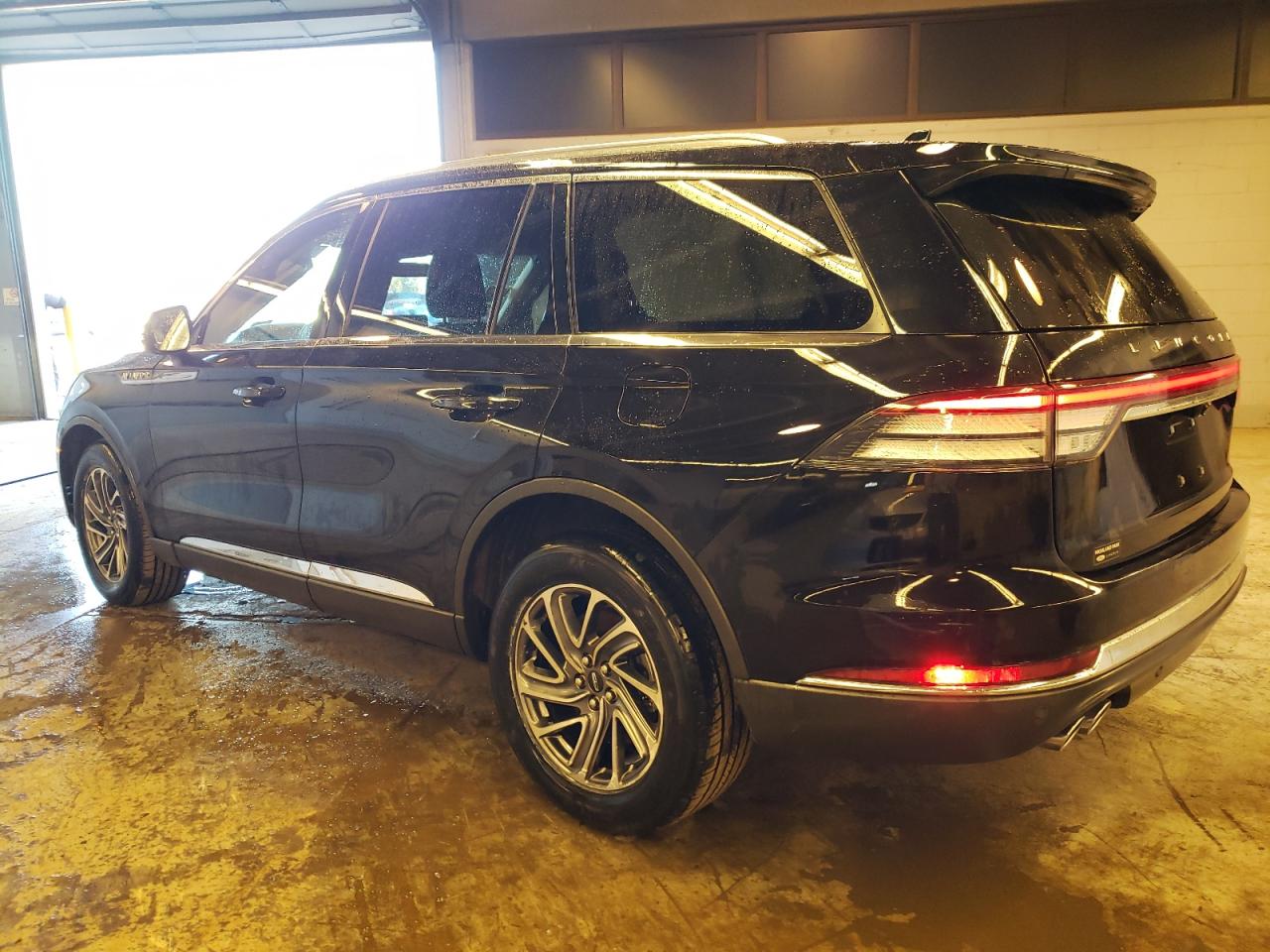 Автомобиль LINCOLN AVIATOR 2023 | GrandCar Автомобиль LINCOLN AVIATOR 2023 | GrandCar