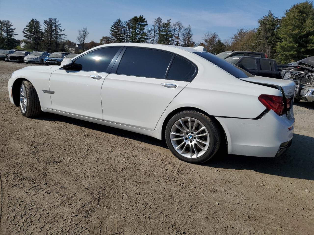 Автомобіль BMW 750 LXI 2015 | GrandCar Автомобіль BMW 750 LXI 2015 | GrandCar