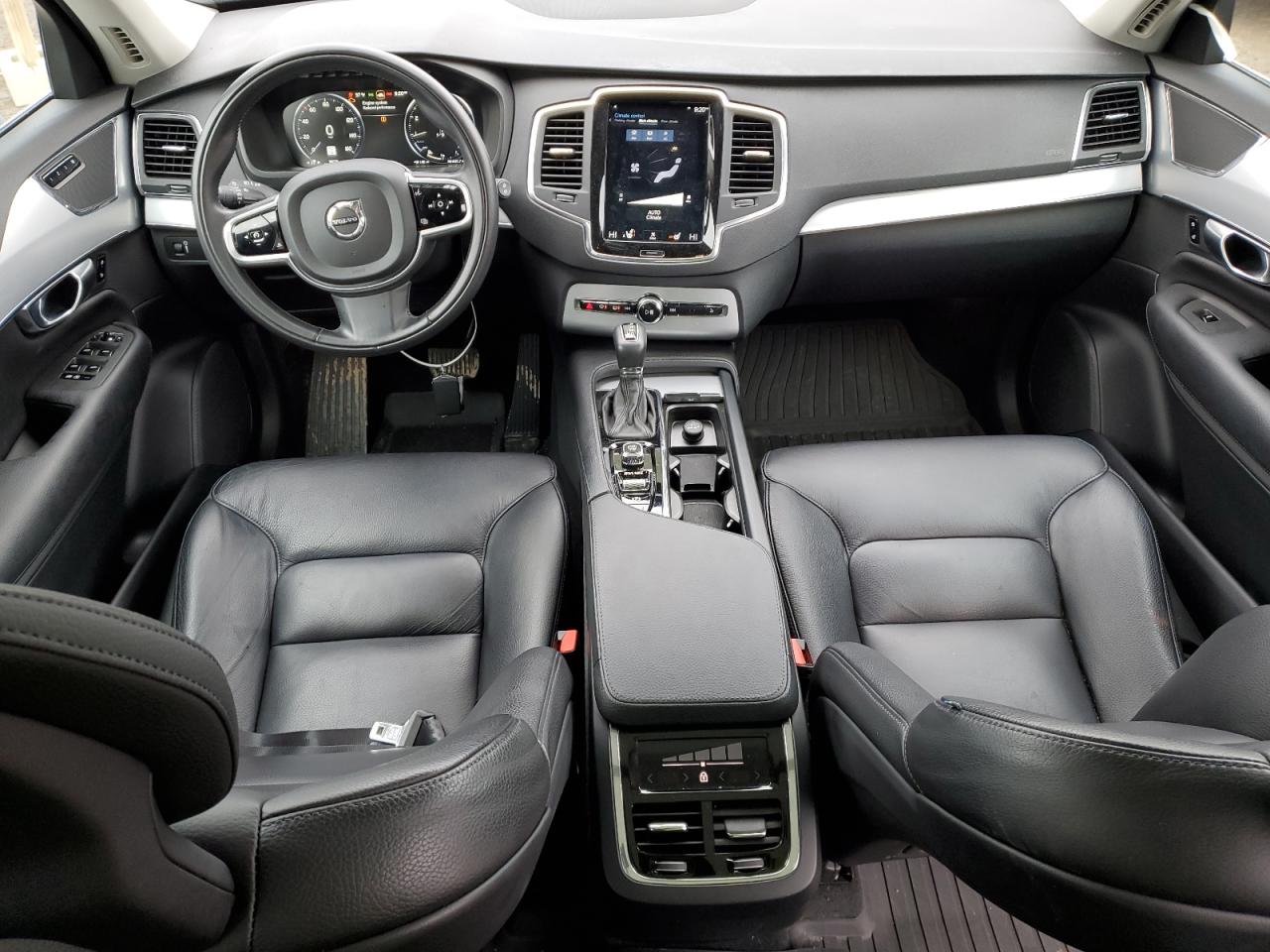 Автомобіль VOLVO XC90 T5 2018 | GrandCar Автомобіль VOLVO XC90 T5 2018 | GrandCar