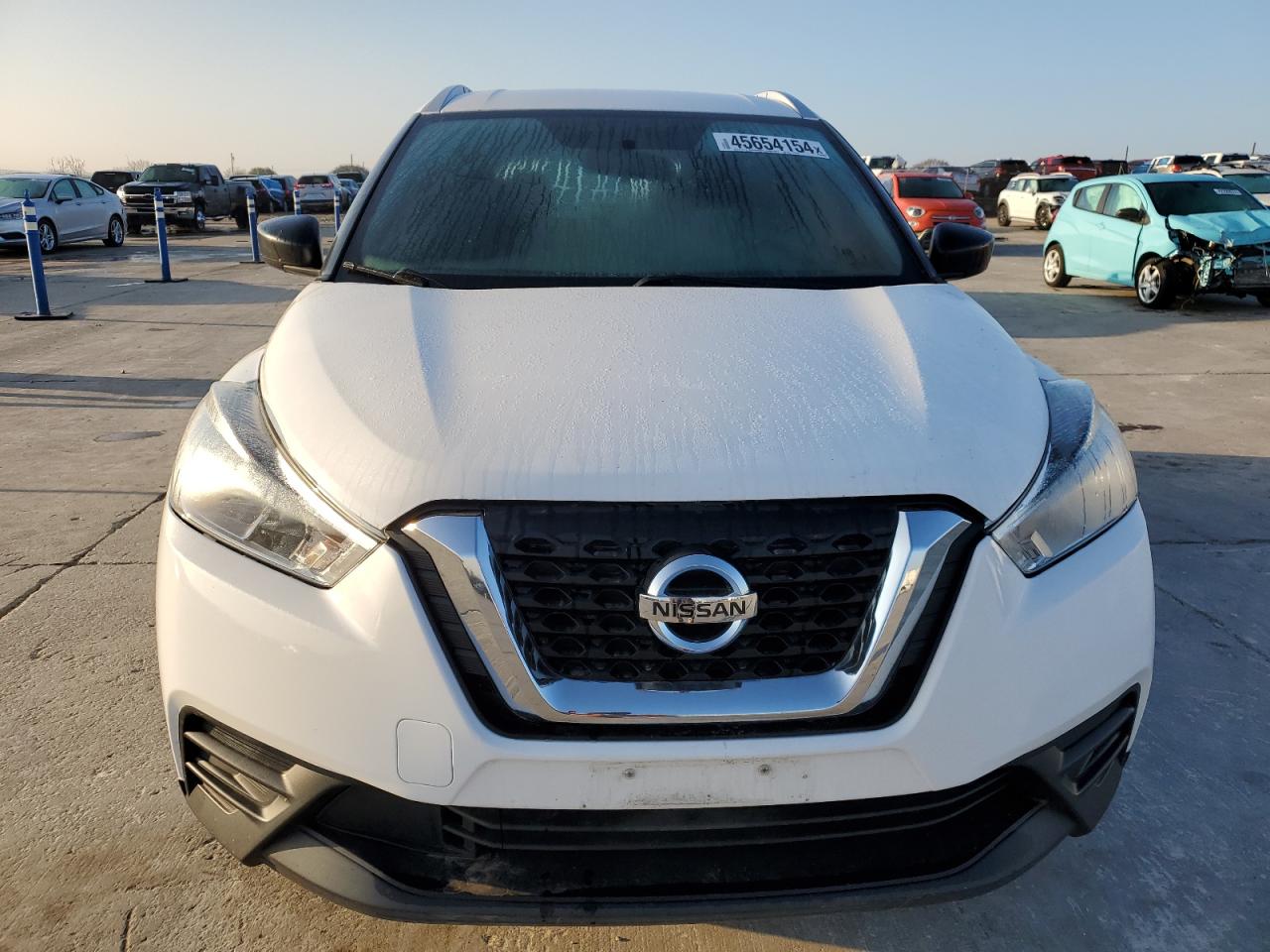 Автомобіль NISSAN KICKS S 2018 | GrandCar Автомобіль NISSAN KICKS S 2018 | GrandCar