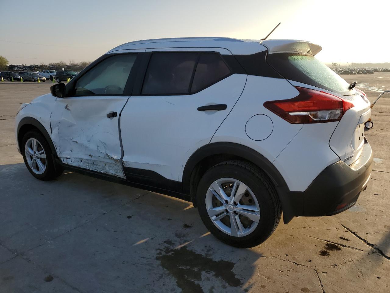 Автомобіль NISSAN KICKS S 2018 | GrandCar Автомобіль NISSAN KICKS S 2018 | GrandCar