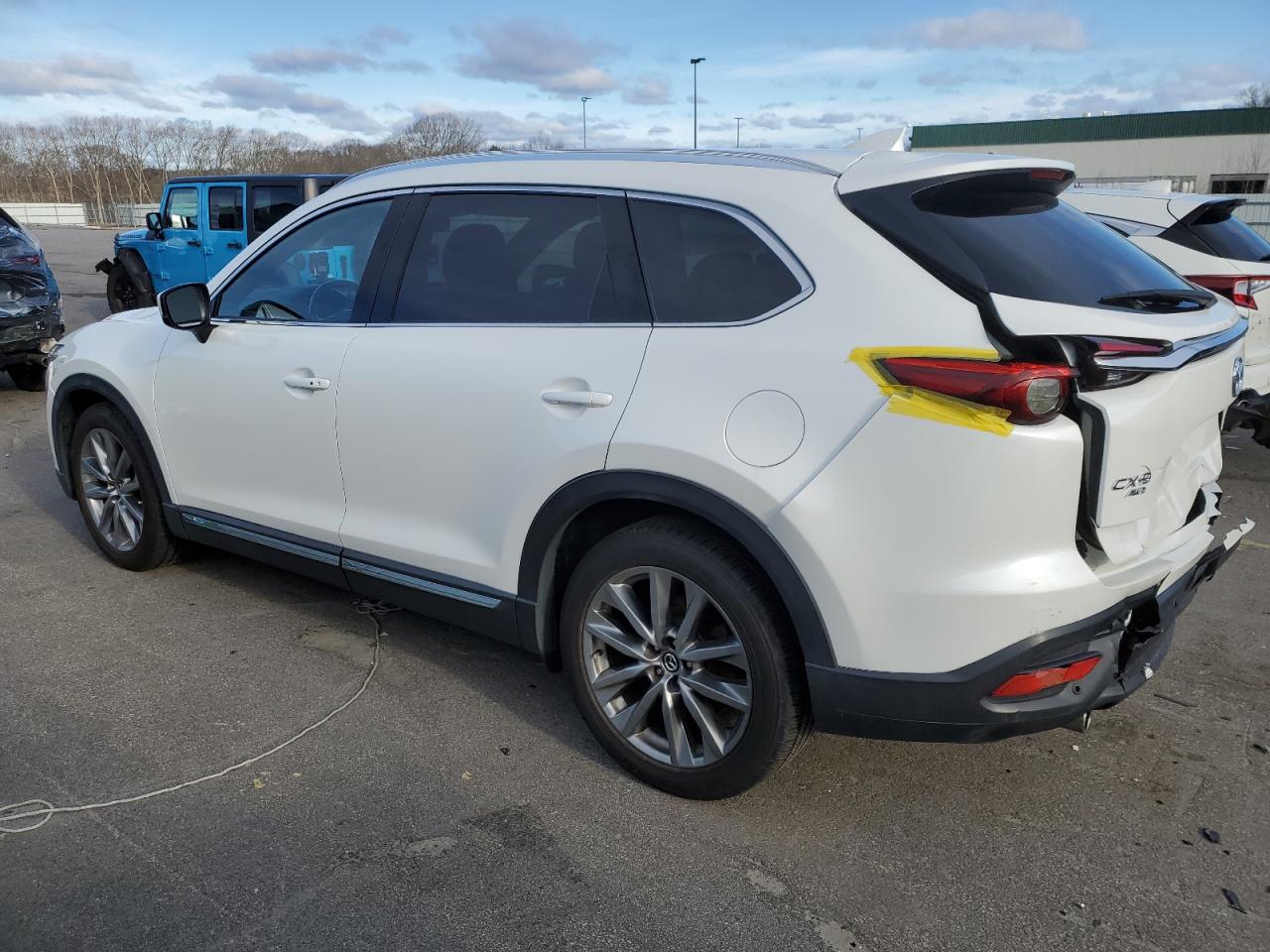 Автомобиль MAZDA CX-9 SIGNATURE 2016 | GrandCar Автомобиль MAZDA CX-9 SIGNATURE 2016 | GrandCar