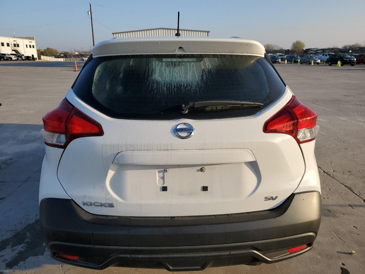 Автомобіль NISSAN KICKS S 2018 | GrandCar Автомобіль NISSAN KICKS S 2018 | GrandCar