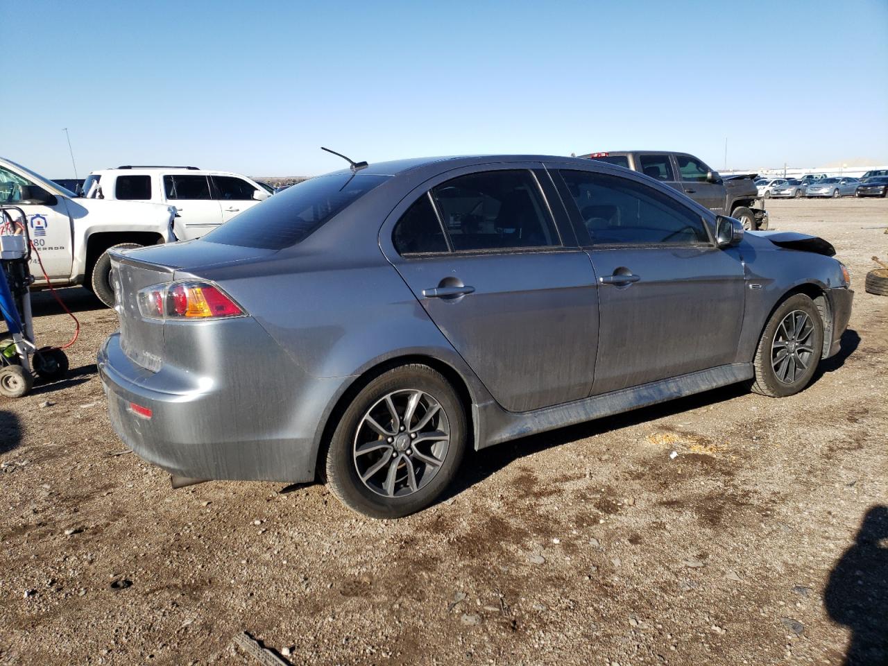 Автомобиль MITSUBISHI LANCER SE 2015 | GrandCar Автомобиль MITSUBISHI LANCER SE 2015 | GrandCar