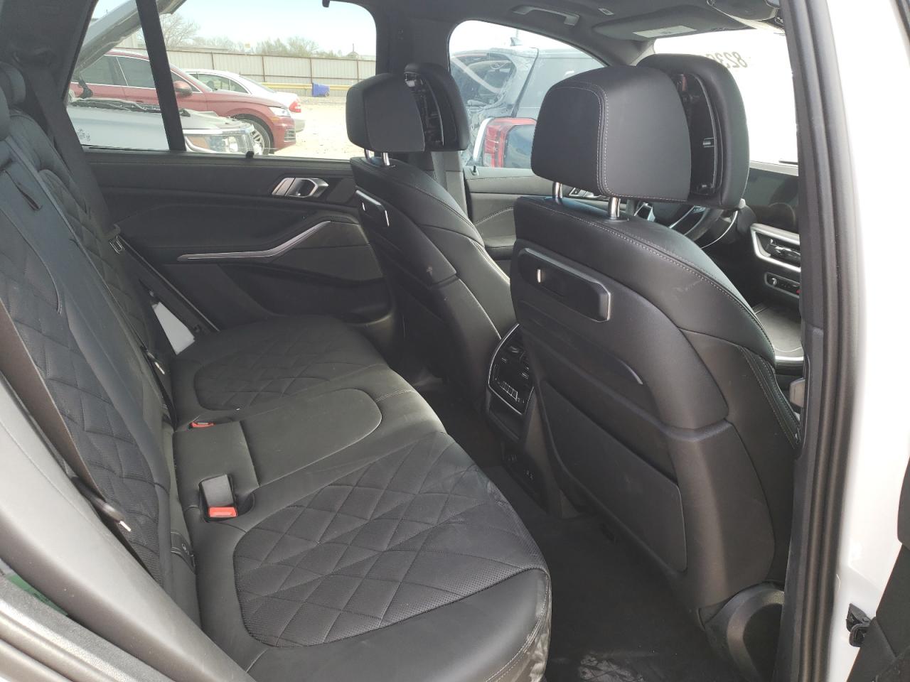 Автомобиль BMW X5 XDRIVE50E 2024 | GrandCar Автомобиль BMW X5 XDRIVE50E 2024 | GrandCar