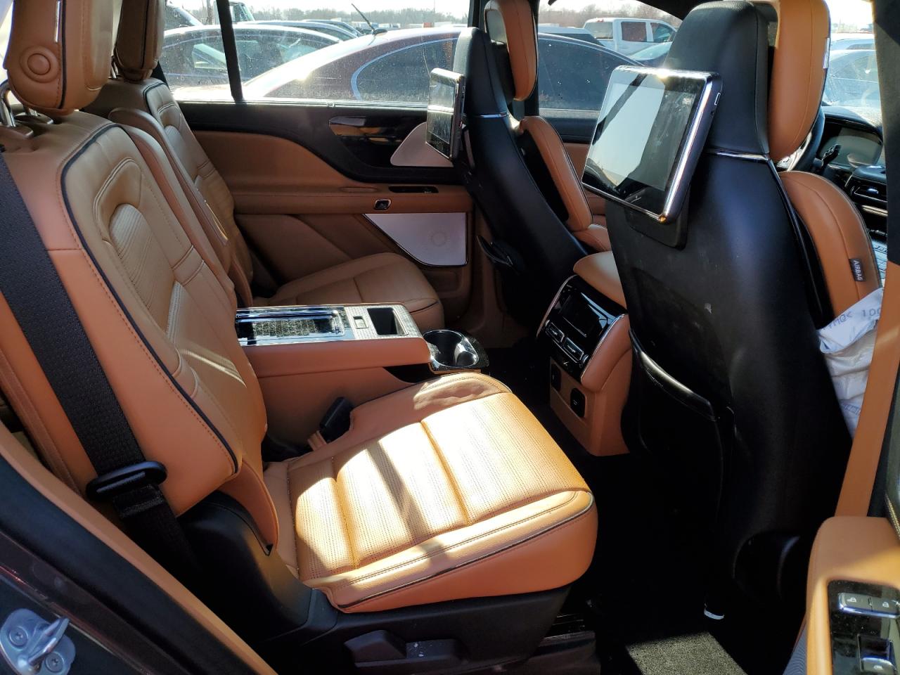 Автомобіль LINCOLN AVIATOR BLACK LABEL 2023 | GrandCar Автомобіль LINCOLN AVIATOR BLACK LABEL 2023 | GrandCar