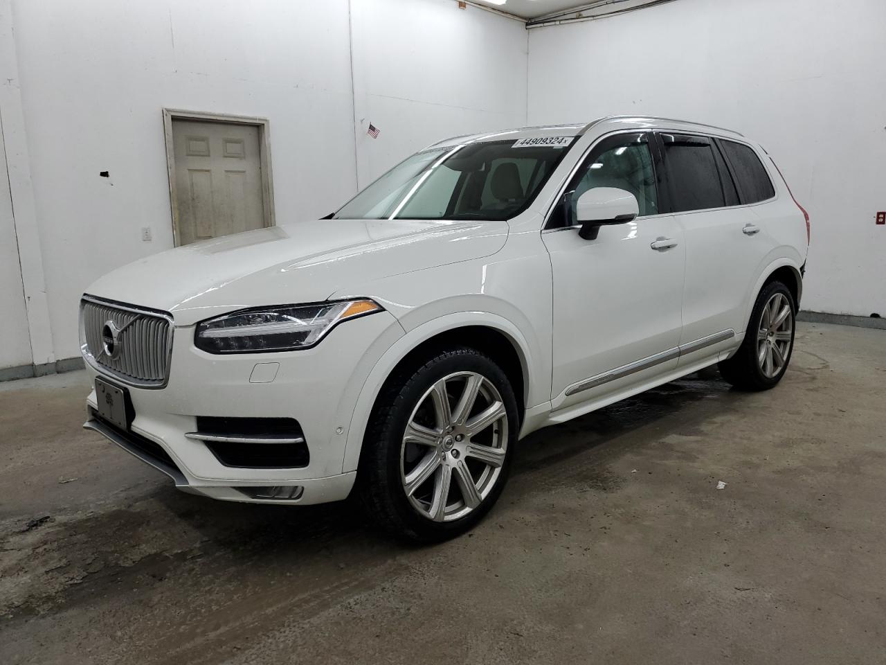 Автомобиль VOLVO XC90 T6 2016 | GrandCar Автомобиль VOLVO XC90 T6 2016 | GrandCar