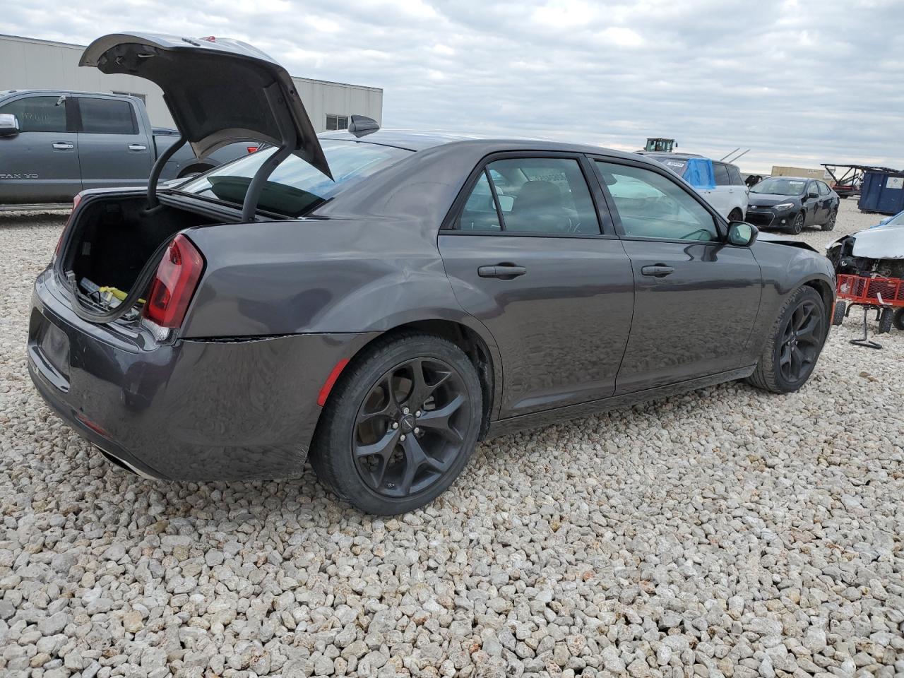 Автомобіль CHRYSLER 300 TOURING 2022 | GrandCar Автомобіль CHRYSLER 300 TOURING 2022 | GrandCar