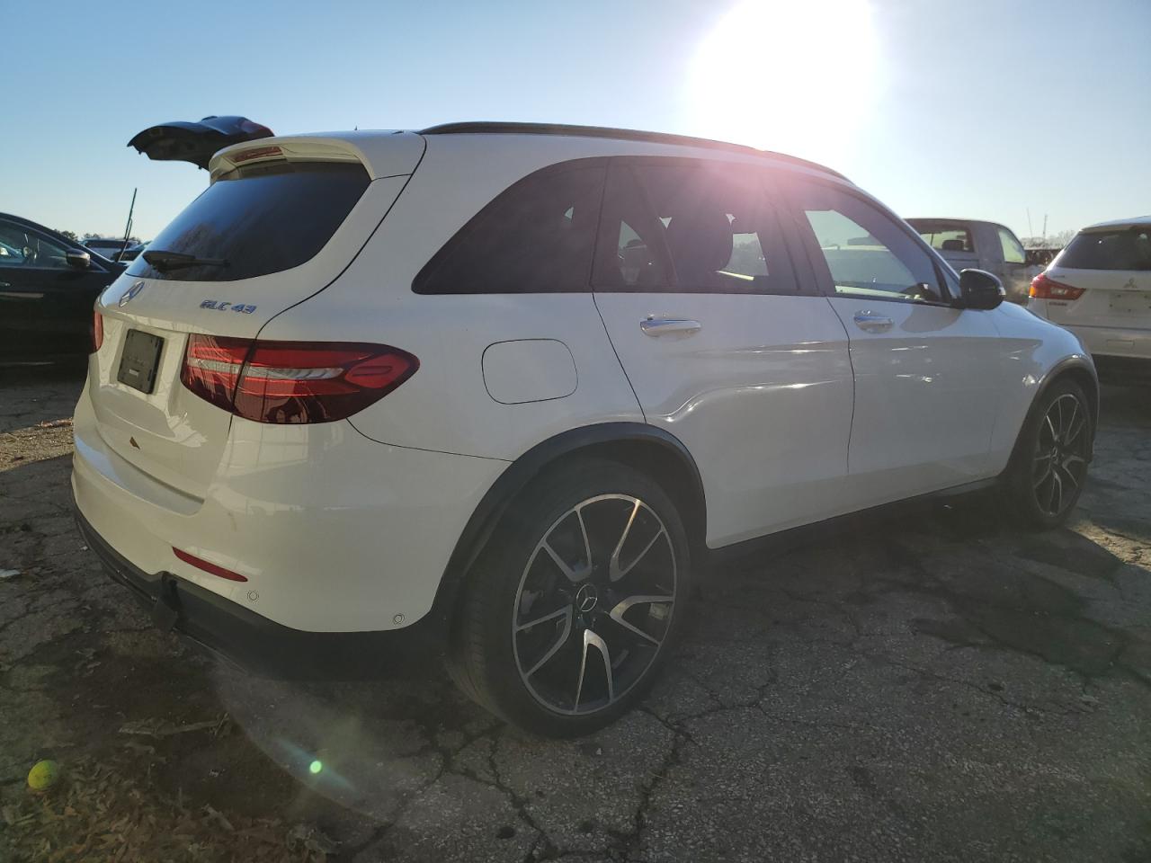 Автомобиль MERCEDES-BENZ GLC 43 4MATIC AMG 2018 | GrandCar Автомобиль MERCEDES-BENZ GLC 43 4MATIC AMG 2018 | GrandCar