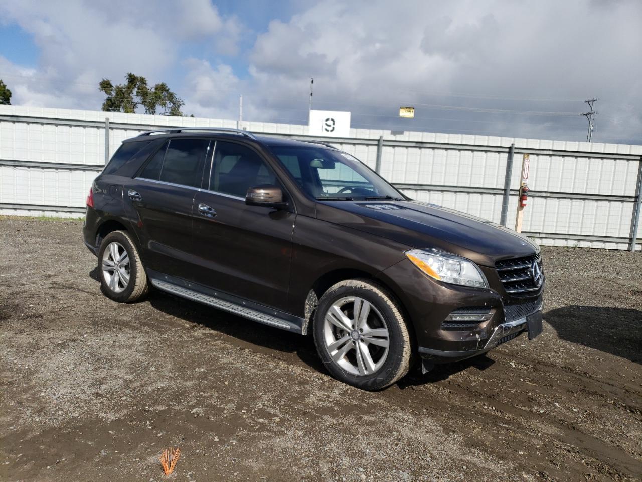 Автомобиль MERCEDES-BENZ ML 350 2014 | GrandCar Автомобиль MERCEDES-BENZ ML 350 2014 | GrandCar