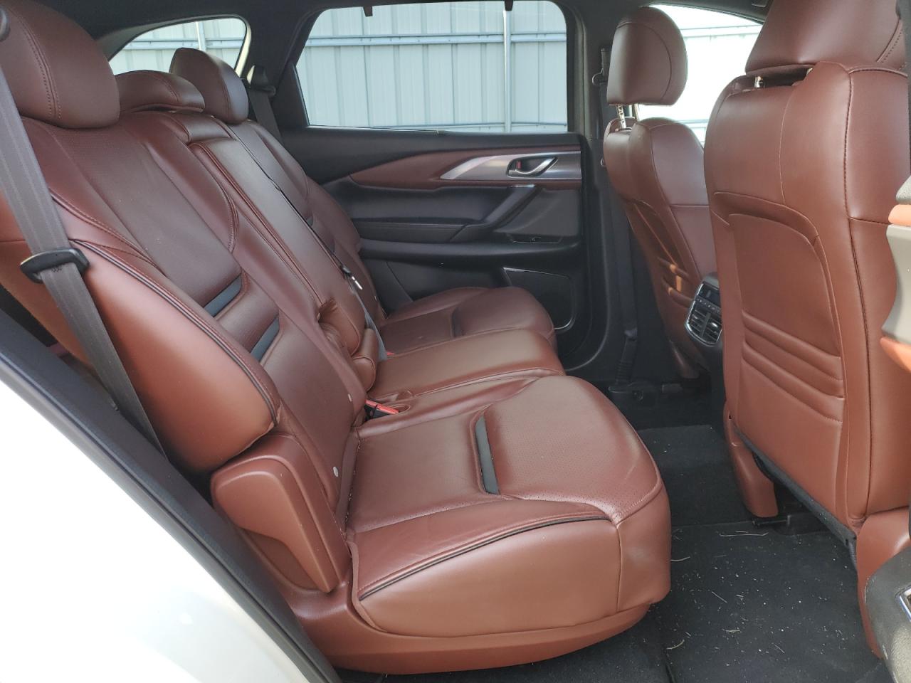 Автомобиль MAZDA CX-9 SIGNATURE 2016 | GrandCar Автомобиль MAZDA CX-9 SIGNATURE 2016 | GrandCar