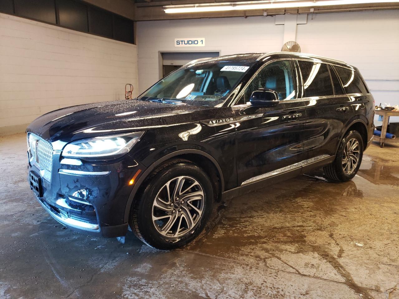 Автомобіль LINCOLN AVIATOR 2023 | GrandCar