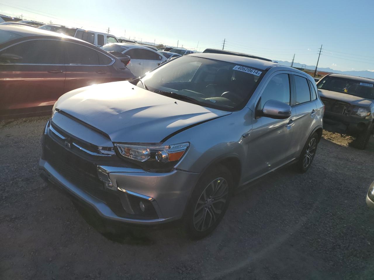 Автомобиль MITSUBISHI OUTLANDER SPORT ES 2018 | GrandCar