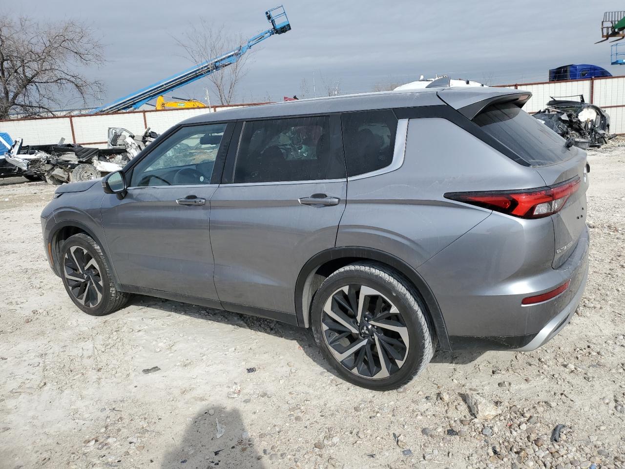 Автомобіль MITSUBISHI OUTLANDER SE 2022 | GrandCar Автомобіль MITSUBISHI OUTLANDER SE 2022 | GrandCar