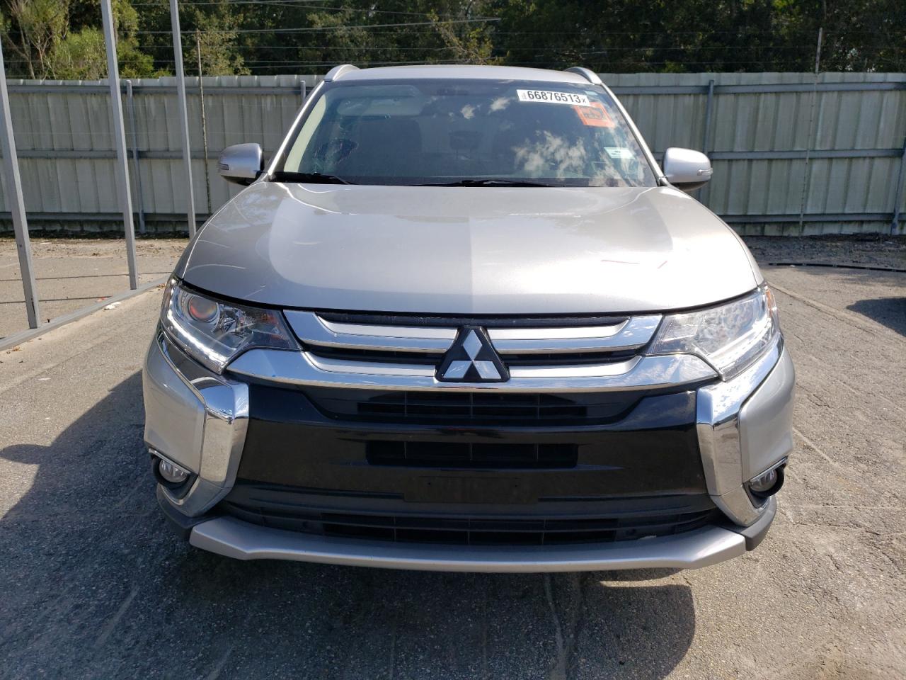 Автомобіль MITSUBISHI OUTLANDER SE 2018 | GrandCar Автомобіль MITSUBISHI OUTLANDER SE 2018 | GrandCar