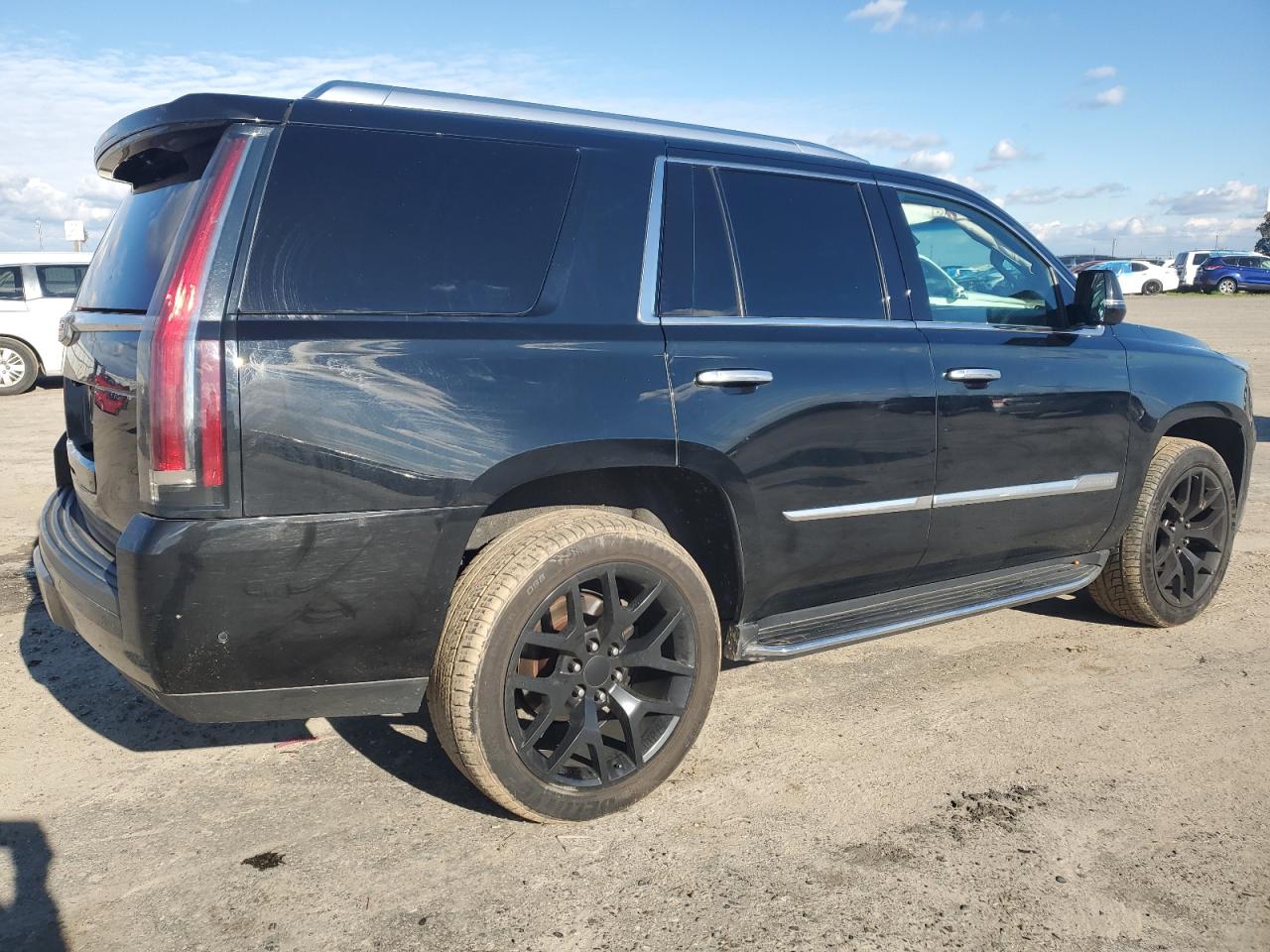Автомобиль CADILLAC ESCALADE LUXURY 2019 | GrandCar Автомобиль CADILLAC ESCALADE LUXURY 2019 | GrandCar