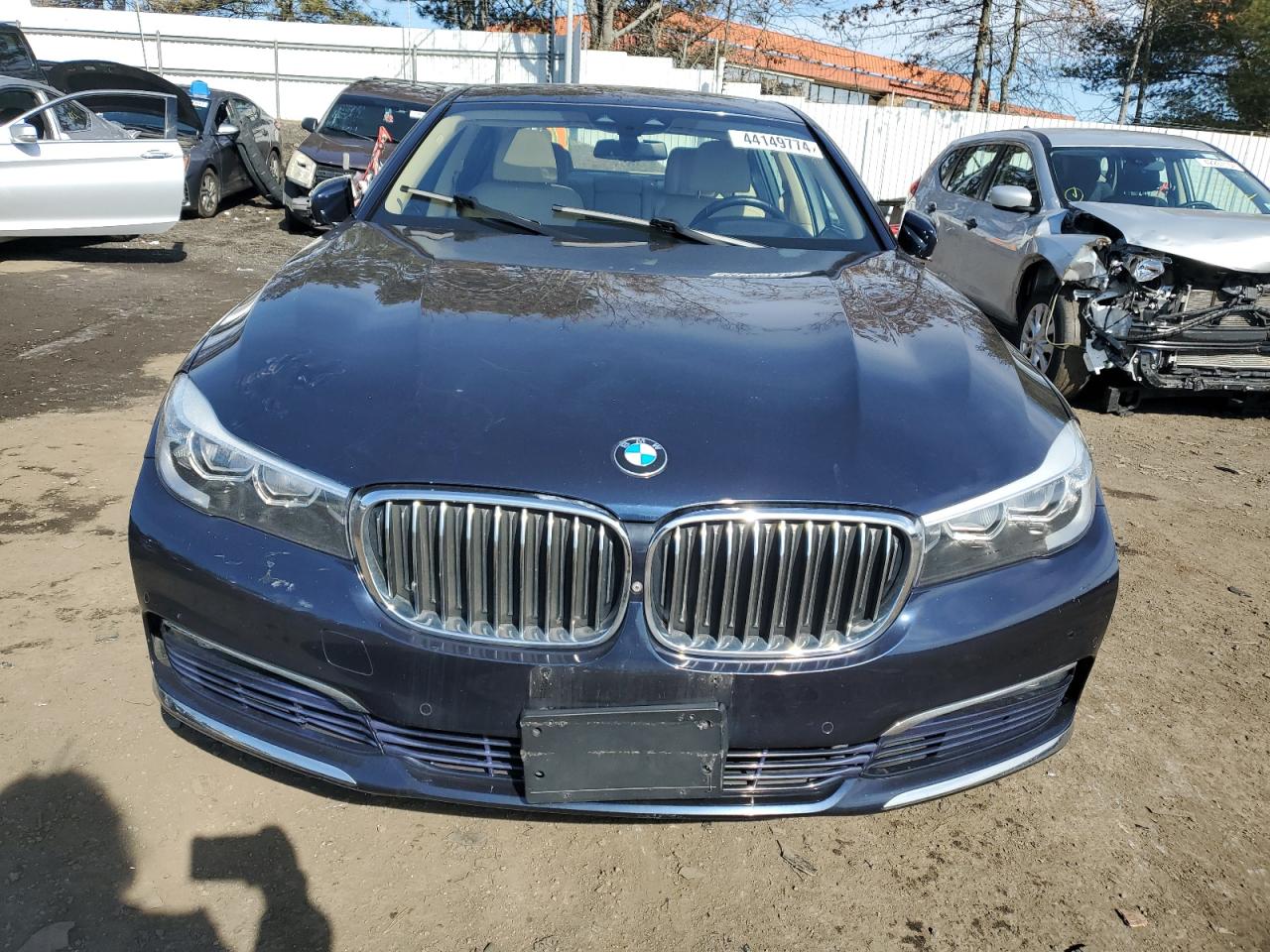 Автомобиль BMW 740 XE 2017 | GrandCar Автомобиль BMW 740 XE 2017 | GrandCar