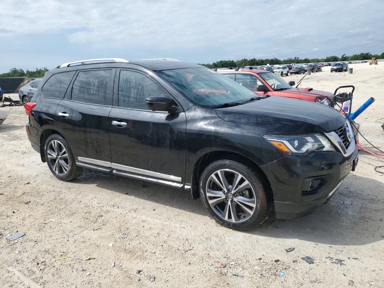 Автомобиль NISSAN PATHFINDER PLATINUM 2020 | GrandCar