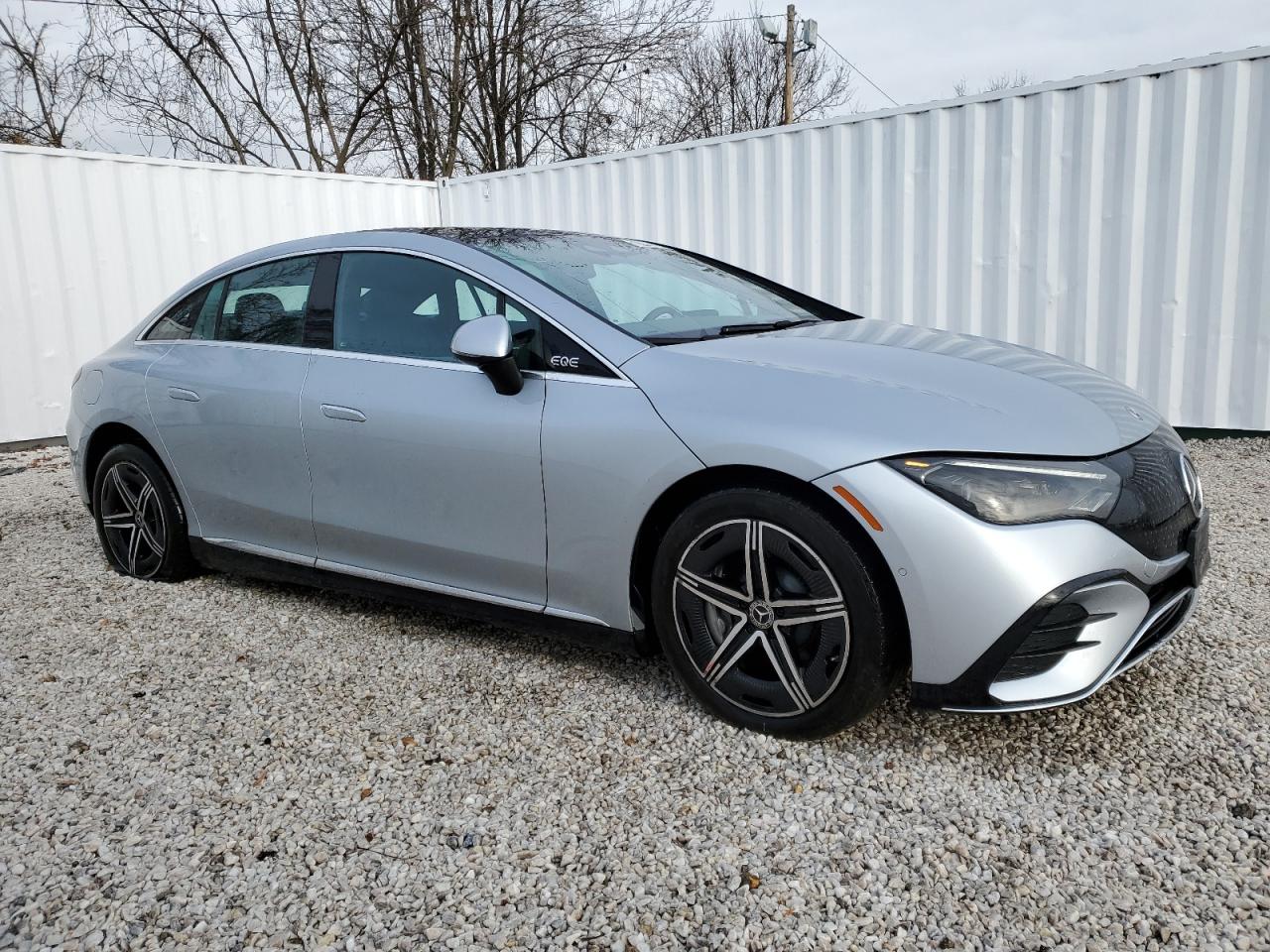 Автомобиль MERCEDES-BENZ EQE SEDAN 350 4MATIC 2023 | GrandCar Автомобиль MERCEDES-BENZ EQE SEDAN 350 4MATIC 2023 | GrandCar