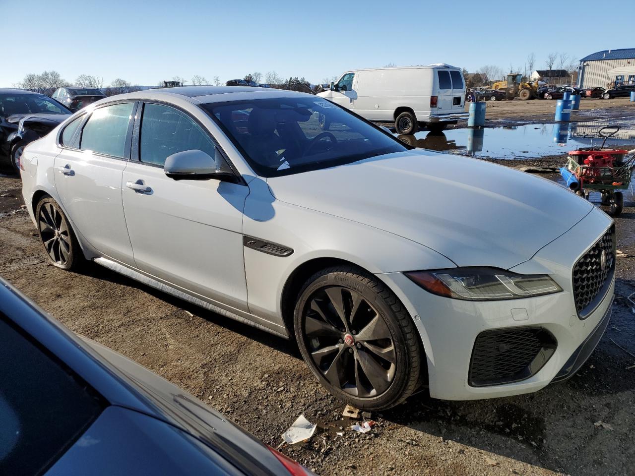 Автомобиль JAGUAR XF R-DYNAMIC SE 2021 | GrandCar