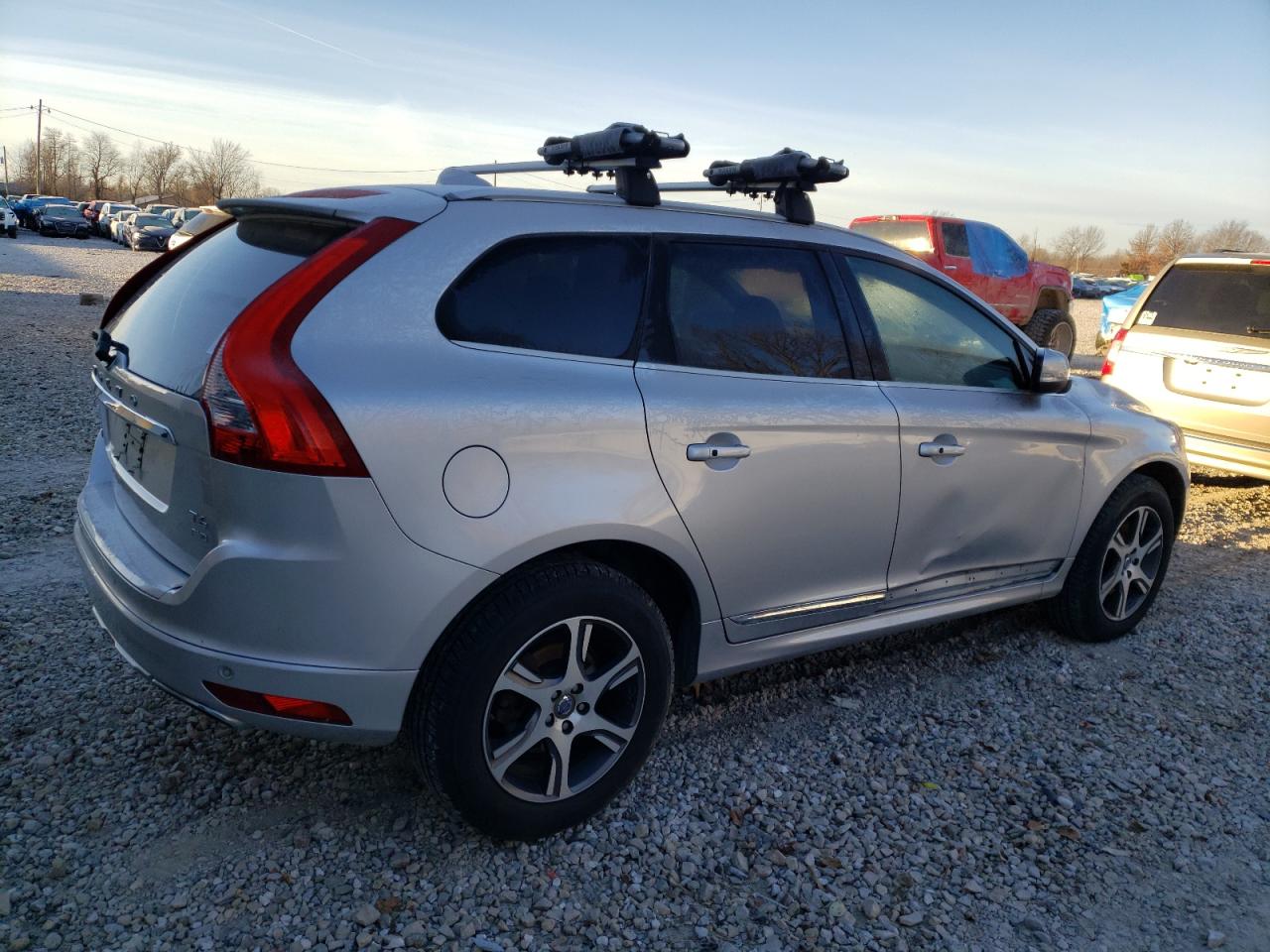 Автомобіль VOLVO XC60 T6 PREMIER 2015 | GrandCar Автомобіль VOLVO XC60 T6 PREMIER 2015 | GrandCar