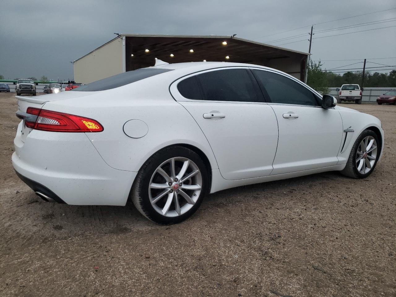 Автомобиль JAGUAR XF SPORT 2015 | GrandCar Автомобиль JAGUAR XF SPORT 2015 | GrandCar