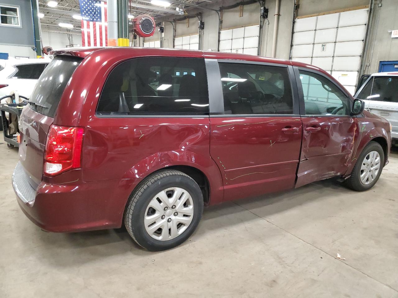 Автомобіль DODGE GRAND CARAVAN SE 2017 | GrandCar Автомобіль DODGE GRAND CARAVAN SE 2017 | GrandCar