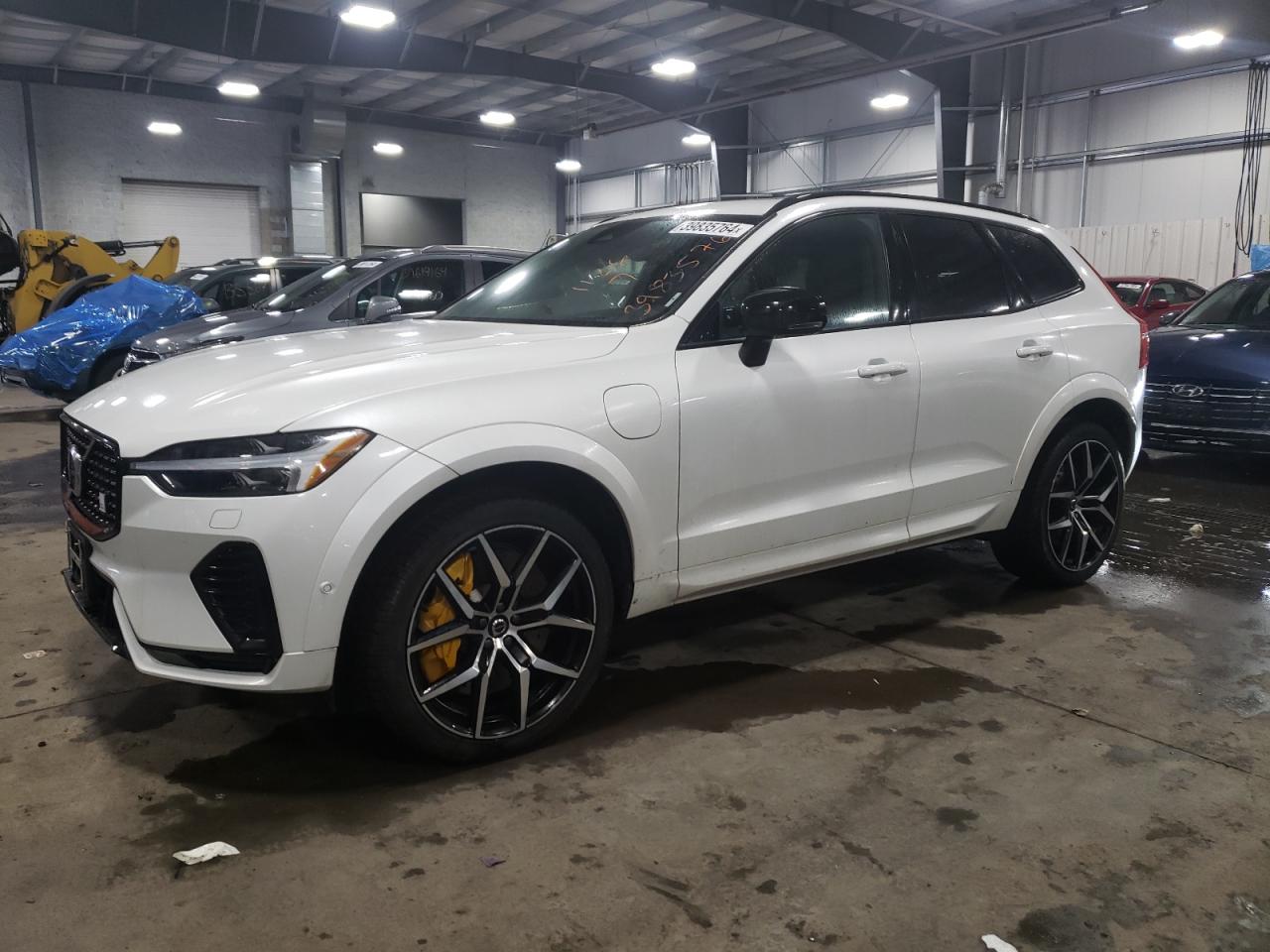 Автомобиль VOLVO XC60 T8 POLESTAR ENGINEERED 2022 | GrandCar