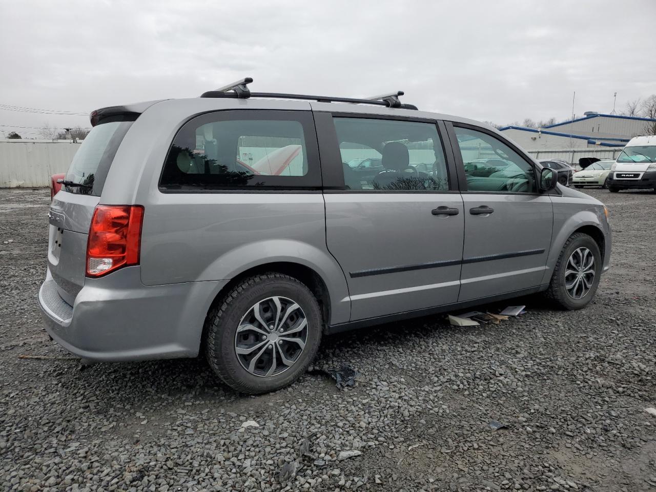 Автомобиль DODGE GRAND CARAVAN SE 2016 | GrandCar Автомобиль DODGE GRAND CARAVAN SE 2016 | GrandCar