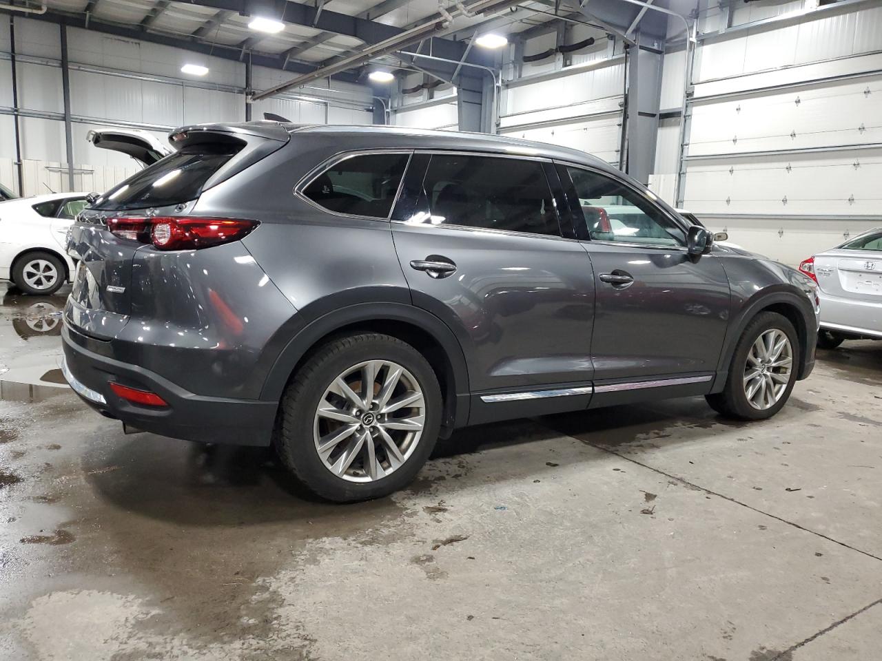 Автомобиль MAZDA CX-9 GRAND TOURING 2017 | GrandCar Автомобиль MAZDA CX-9 GRAND TOURING 2017 | GrandCar