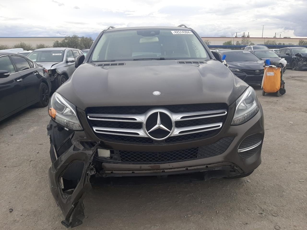 Автомобиль MERCEDES-BENZ GLE 350 2016 | GrandCar Автомобиль MERCEDES-BENZ GLE 350 2016 | GrandCar